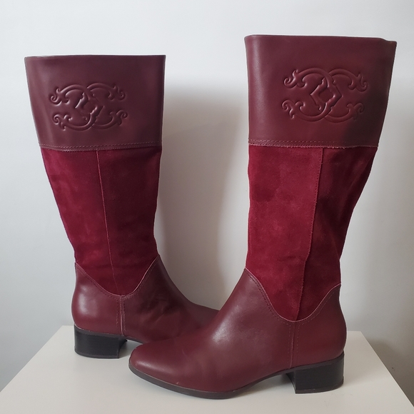 C WONDER Mira Boots Sz 9 Currant Jam Suede Embossed - Picture 3 of 6